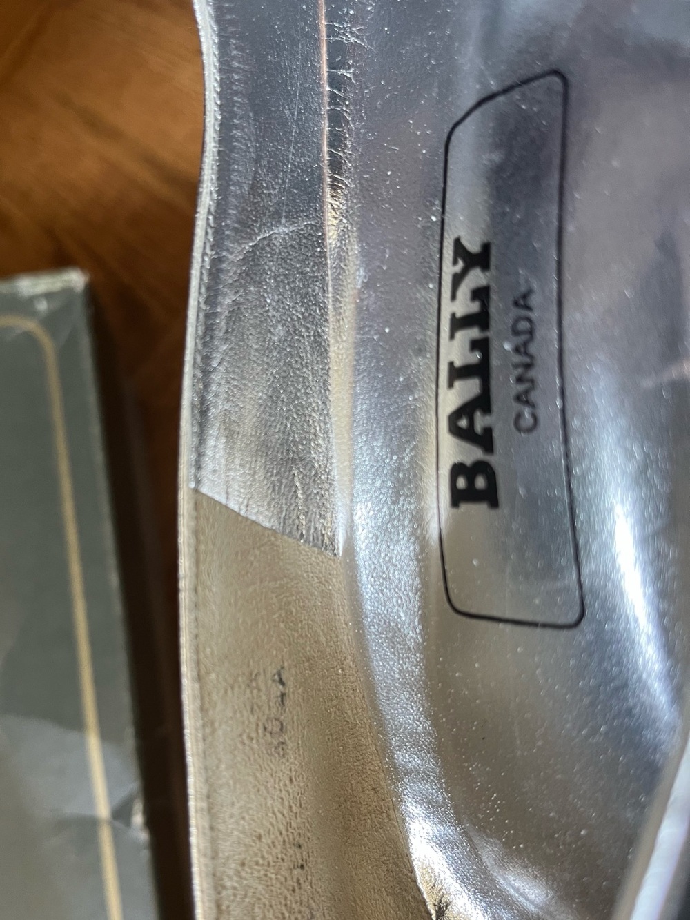 Bally Silver Metallic Leather Pointed Pumps | Size 8 AA - Picture 9 of 14